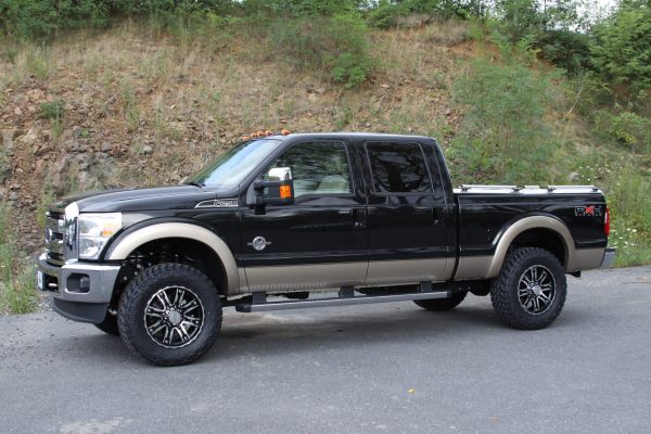 Revtek 4.5" Lift Kit-System with Drop Brackets installed on Ford F250 2011