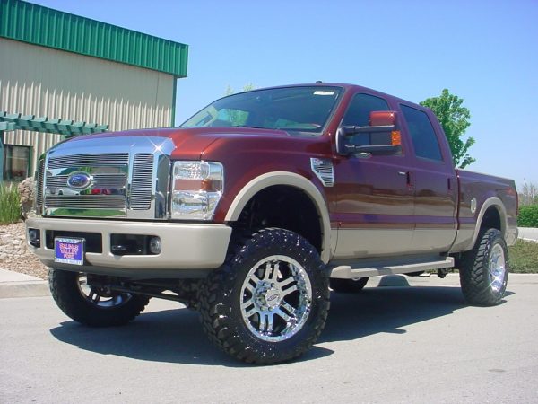 Revtek 4.5″ Lift Kit System with Drop Brackets installed on 2008-2010 Ford F250-F350 Super Duty