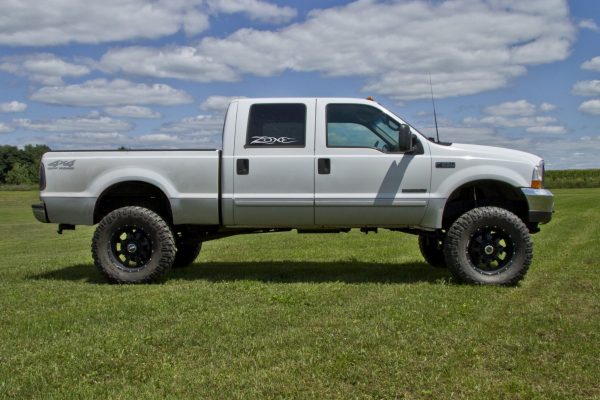 Zone Offroad 6" Spring Lift Kit 1999-2004 Ford F250/F350 4WD
