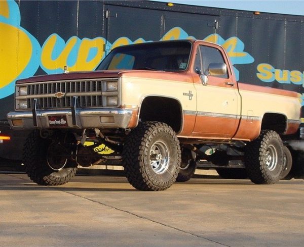 SuperLift 8" Lift Kit (with Rear Springs) - 1973-1991 Chevy/GMC 1/2 Ton Solid Axle Vehicles 4WD