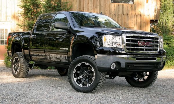 SuperLift 6.5" Lift Kit For 2007-2013 Chevy Silverado and GMC Sierra 1500 4WD - with Superide Rear Shocks