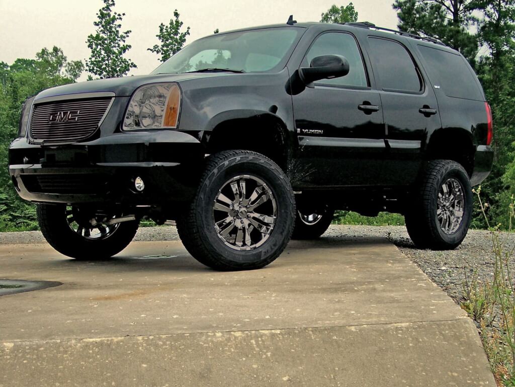 SuperLift 6.5" Lift Kit For 20072014 GMC Yukon 1500 4WD