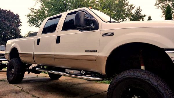 SuperLift 8" Lift Kit For 2000-2004 Ford F-250 and F-350 Super Duty 4WD - Diesel and V-10 - with Superide Shocks