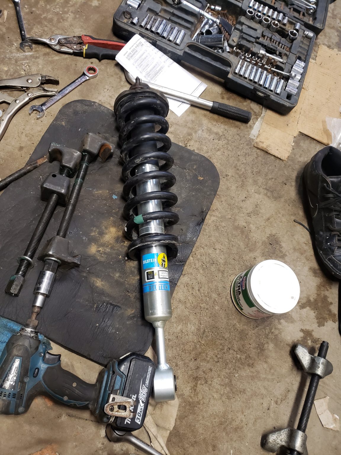 Bilstein 5100 Adjustable 02.5" Lift shocks For 20102021 4Runner, FJ