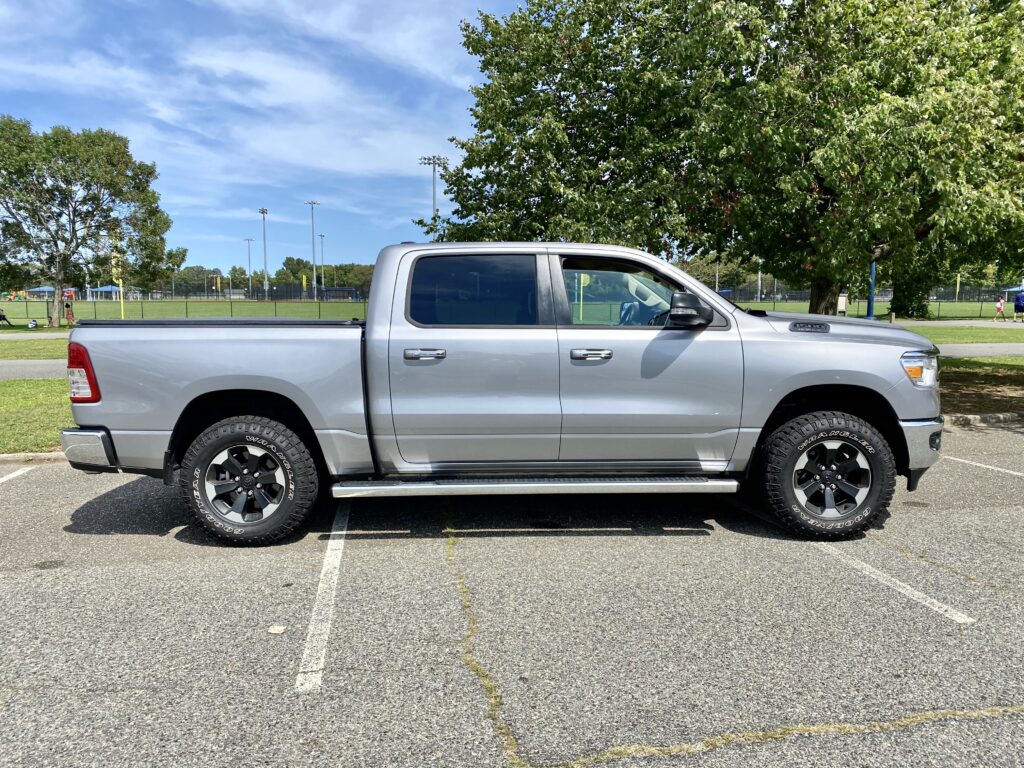 Bilstein B8 5100 02.6" Front Lift Adjustable Shocks for 20192024 Ram