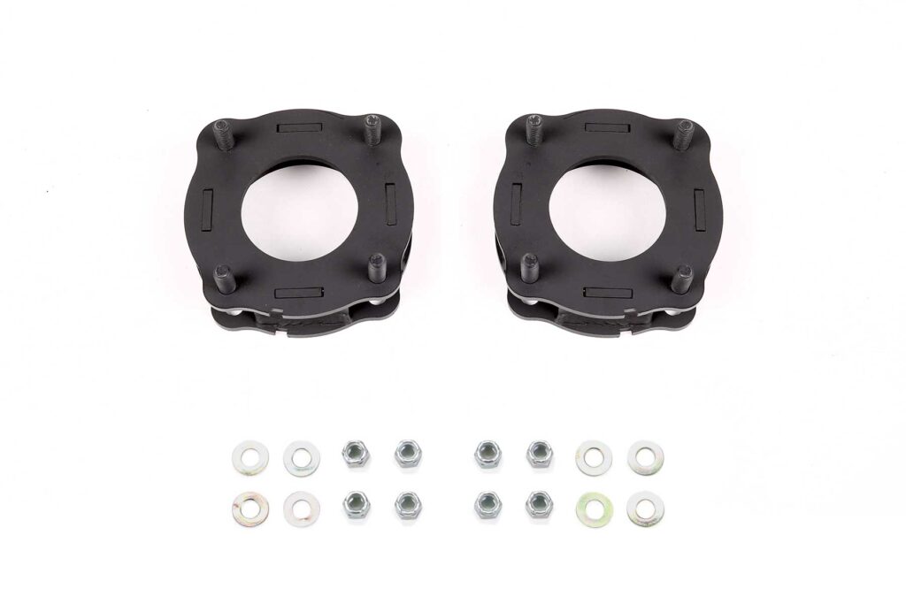 Fabtech 1.5" Front Leveling Kit for 20222023 Toyota Tundra 2WD/4WD