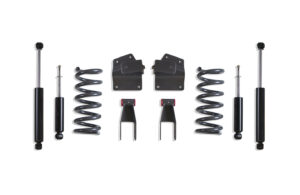 MaxTrac 2"/4" Lowering Kit with Coils for V8 for 1999-2006 Silverado/Sierra 1500-K330924-8