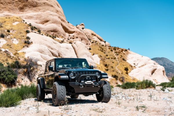 Body Armor 2018-2026 Jeep Wrangler JL && Gladiator JT Tube Grill Guard (Bolt On) - BOD-JL-5124