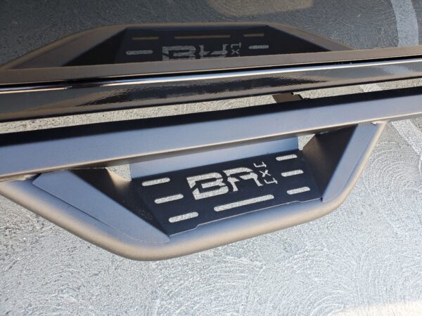 Body Armor 2019-2026 Chevrolet Silverado 1500 Crew Cab/2020-2024 Silverado 2500/3500 Crew Cab Ambush Side Steps - BOD-GM-4200