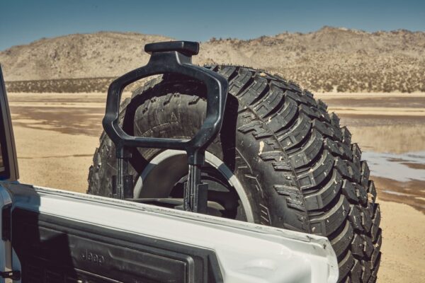 Body Armor 2018-2026 Jeep Wrangler JL RTC Reinforced Tire Carrier - BOD-JL-5290