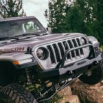 Body Armor 2007-2024 Jeep Wrangler Jk/jl && Gladiator JT Mid-Stubby Front Bumper - BOD-JL-19532