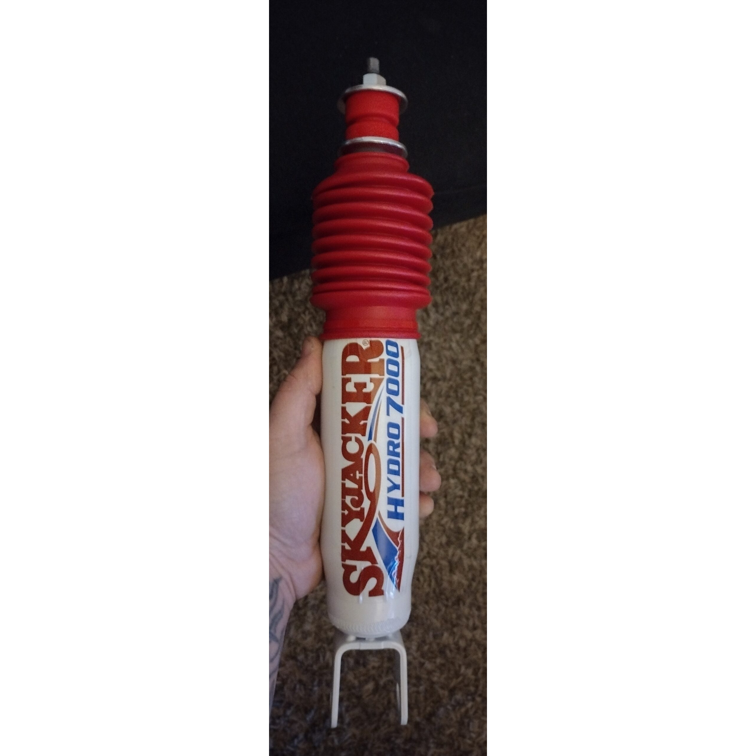 99-06 Chevy/GMC K1500 4WD 0-1″ Front, 0-2″ Rear Lift Skyjacker Shocks customer review image