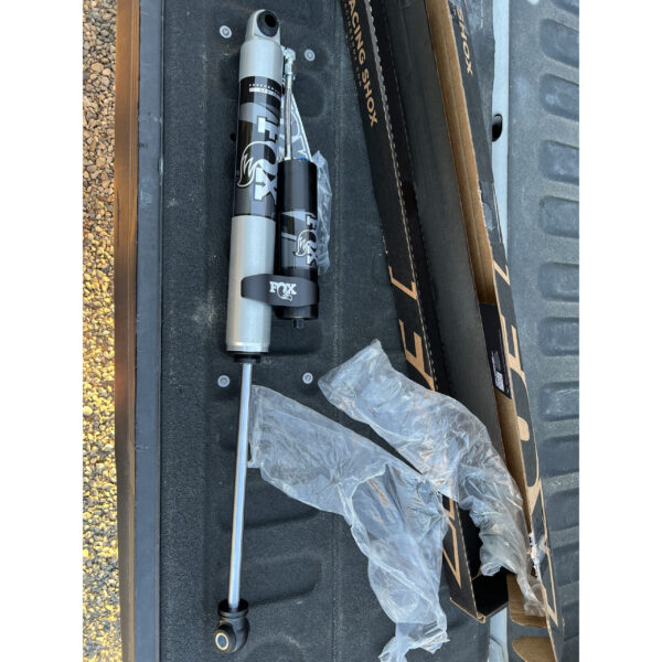 FOX 2.0 Performance 0-1.5″ Lift Reservoir Adjuster Front Rear Shocks for 2017-2025 Ford F-250 F-350 4WD customer review image