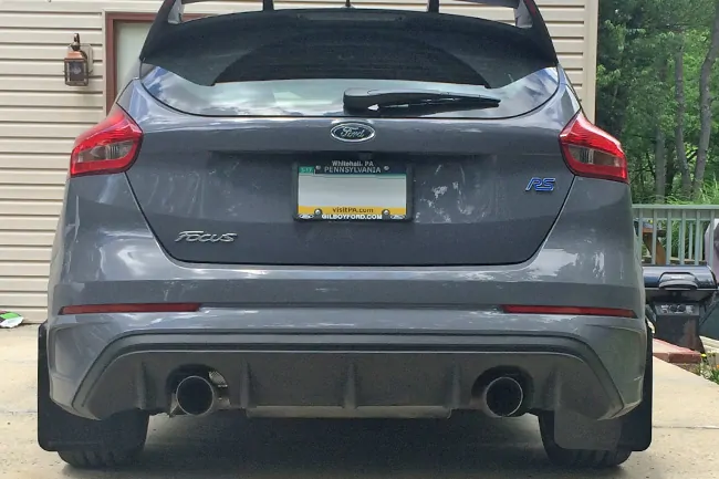 focus_rs_grey1
