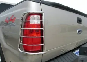 Steelcraft Black Taillight Guards for 99-16 Ford F250/F350 Super Duty - 31320 
