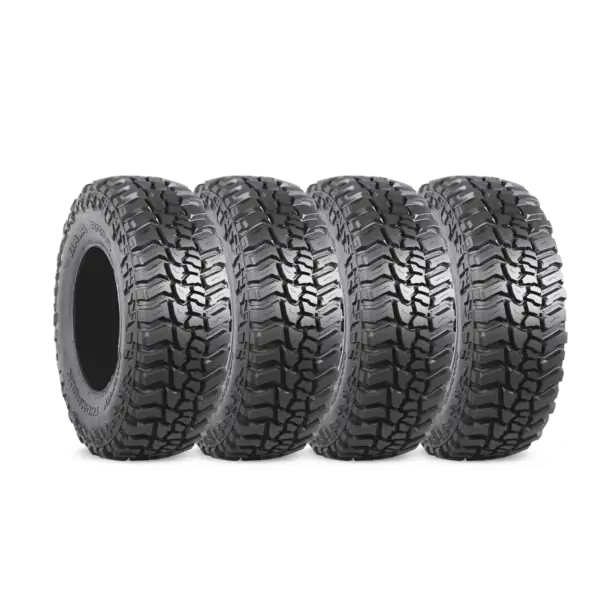 Mickey Thompson ET Front 15.0 Inch 22.5/4.5-15 Painted White Letter Racing Bias Tires - 250931
