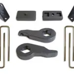 MaxTrac 2.5"/1" Leveling Kit with Shock Extenders for 2001-2010 Silverado/Sierra 1500HD/2500HD/3500HD-K880731