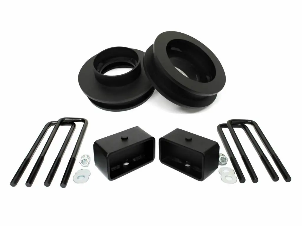 MotoFab 3" Front and 2" Rear Leveling Lift Kit - 1999-2006 Chevy Silverado Sierra