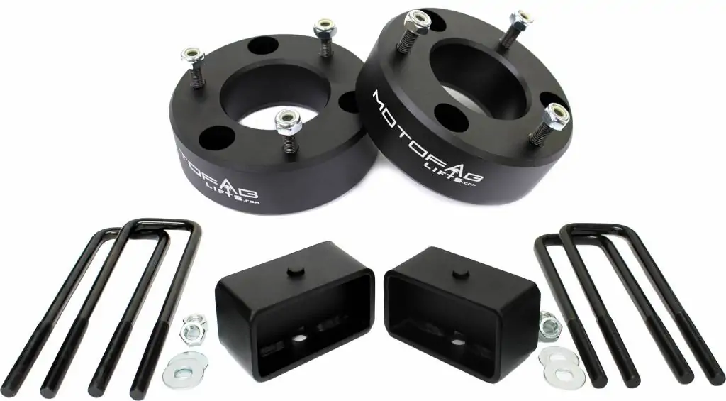 MotoFab 3" Front and 2" Rear Leveling Lift Kit - 2007-2019 Chevy Silverado Sierra GMC