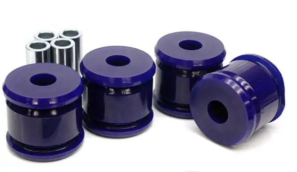 SuperPro Rear Radius Arm to Diff Mount Bushing Kit for 1999 Land Rover Discovery & Discovery Series II - SPF2135K