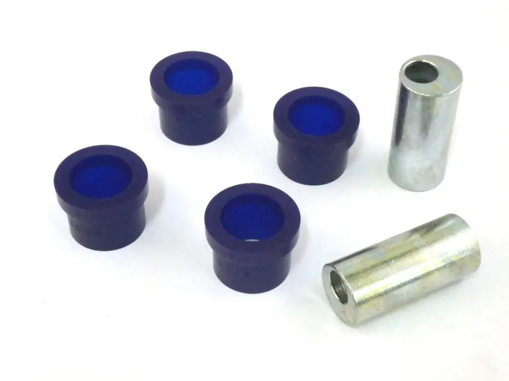 SuperPro Rear Lateral Arm Bushing Kit for 2000 Audi TT Quattro & 2004 Volkswagen R32 - SPF2541K