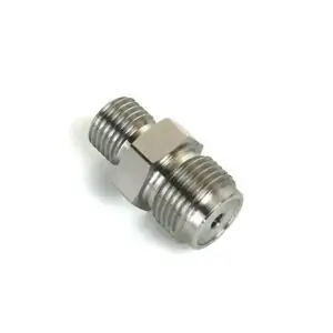 Fleece Universal 6.7 L Cummins Fuel Rail Fitting Adapter 14 mm × 1.5 to 18 mm × 1.5