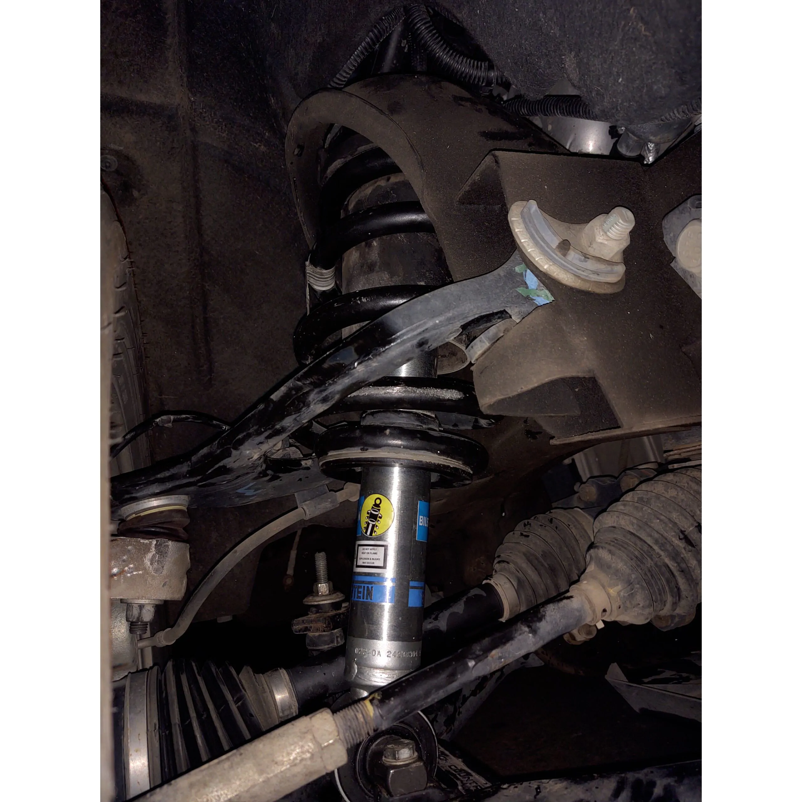 Bilstein 5100 0-1.8″ Front and 0-1″ Rear Lift Shocks 14-’18 Chevy/GMC Silverado 1500/Sierra 1500 4WD/2WD customer review image